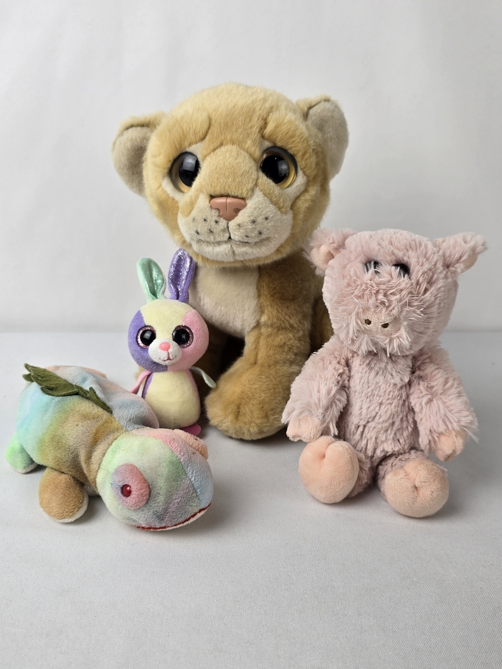 Ty Beanie Babies Iggy Chameleon Bloom Rabbit Savannah Lion Cub Otis Pig
